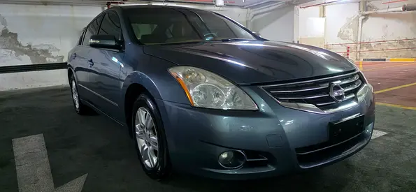 2010 Nissan ALTIMA 照片 2