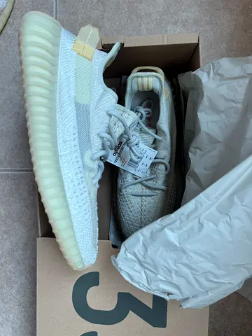 Adidas Yeezy Boost 350 V2 Cream White - Brand New, Size Tagged