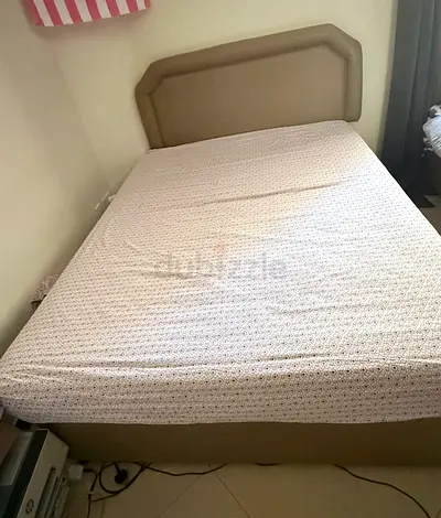 Two Queen Bed Frames with Padded Headboard - Verry Good Condition, with mattresses