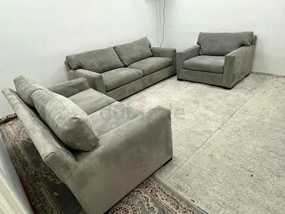 Perfect condition crate&barrel Sofa set