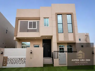 4 غرفة ماستر صالة كبيرة مجلس خزائن حائط غرفة خادمة مطبخ واسع 6 حمام تشطيب راقي باركن خارجي تكييف اسبلت تسهيلات في الدفع قريب لمخرج دبي الشارقة