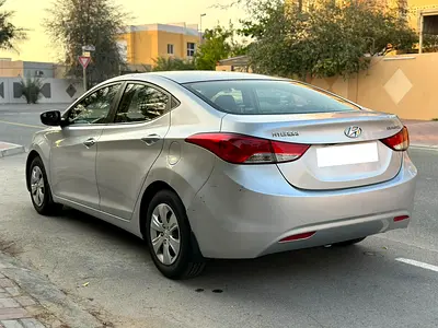 صورة 7 لـ 2014 Hyundai ELANTRA