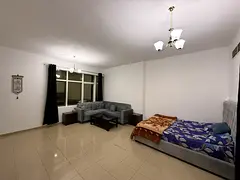 Room available for Monthly rental