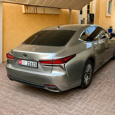 صورة 3 لـ 2020 Lexus LS-SERIES