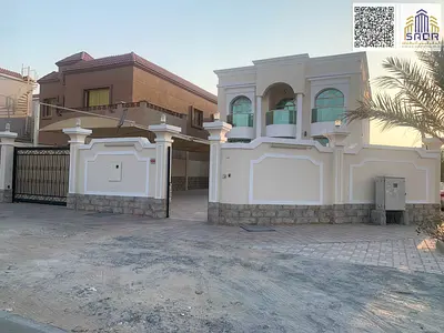 فيلا للبيع بالمويهات خلف نستو زاويه شارعين موقع مميز جدا