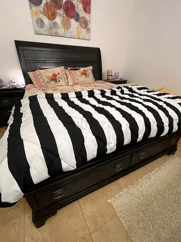 King size Memory Bed with Memory Mattress
