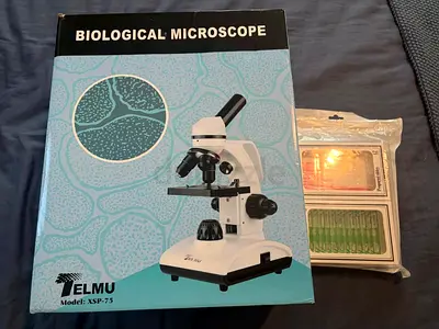 Telmu XSP-75 Biological Microscope with 48 Prepared Slides - Perfect Condition