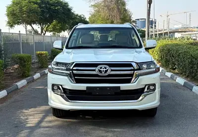 Toyota Land Cruiser GXR Grand Touring - Personal finance Without Bank - GCC Specs