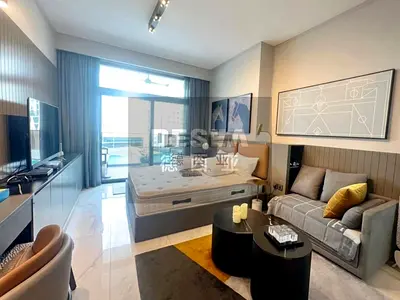 High Floor | City View | Vacant