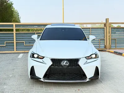 صورة 4 لـ 2018 Lexus IS-SERIES