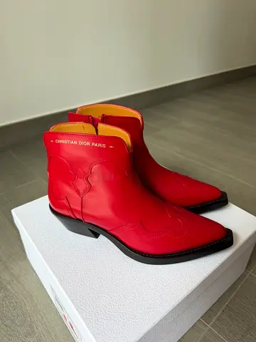 Christian Dior Western Ankle Boots – Red Leather – EU 38.5 – Brand New