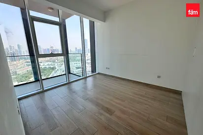 Fitted Kitchen | High Floor | Community View