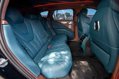 2025 BMW XM 照片 12