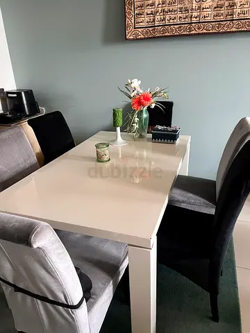 White Dining Table with 6 Upholstered Chairs