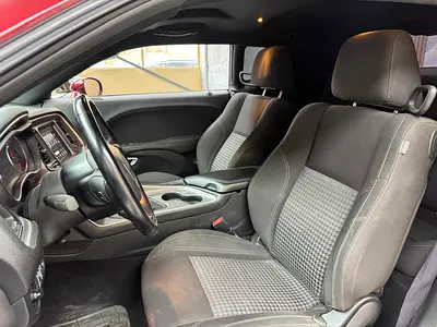 2021 Dodge CHALLENGER — миниатюра 18