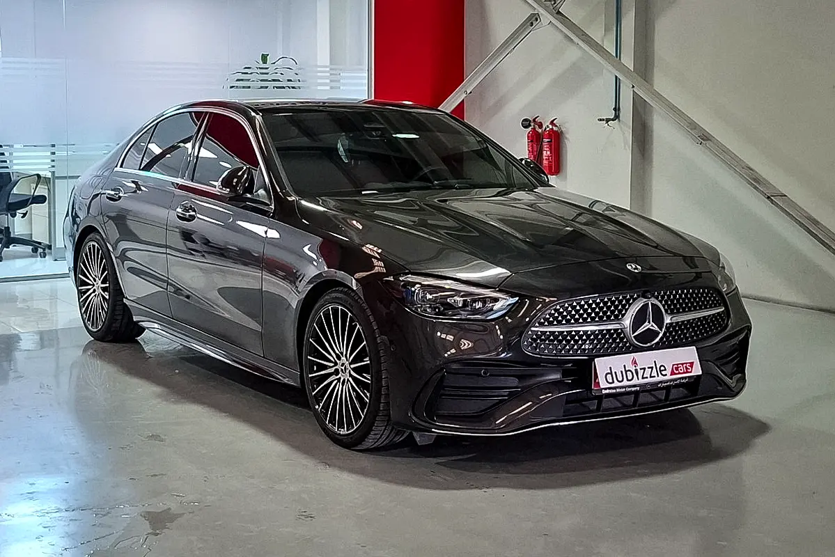 2025 Mercedes-Benz C-Class C200