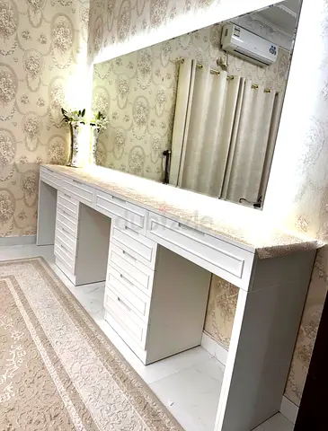 Vanity Table with LED Mirror & Drawers