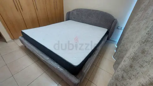 King Size Bed with luxury comfortable mattress, only few months old, excellent condition, like new