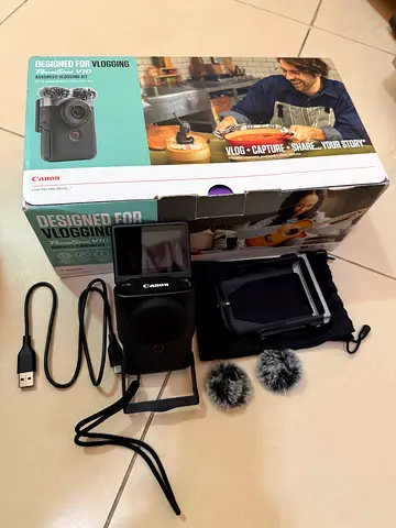 Canon vlogging camera kit with box, mounts and wind mics