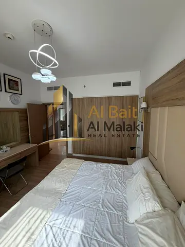 .جزيرة مريم، منطقة الخان، الشارقة، الإمارات العربية المتحدة.
