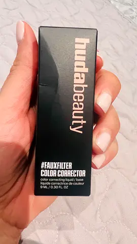 Huda Beauty Makeup