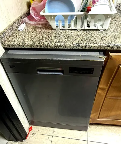 Beko freestanding dishwasher - stainless steel, used