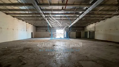 مستودعات للإيجار في الصناعية 11 | مساحة 5750 قدم | فاير سيستم جديد
