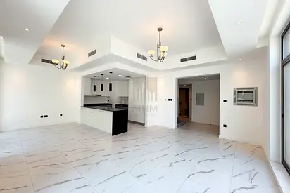 Vacant | Spacious 4 BHK + Maid | Corner Unit