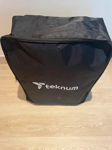 Foldable car seat - perfect for travel and car hires