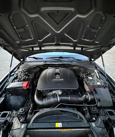 2017 Jaguar XE 照片 7