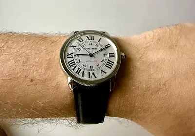 Cartier-style men's automatic watch with leather strap with the original box no papers