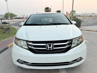 صورة 3 لـ 2015 Honda ODYSSEY J