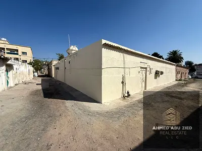 Investment house in Liwara, Ajman with an annual income of AED 100,000 and an 11.76% ROI. 3 apartme