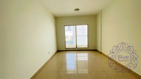 Must See | Bright Studio | Balcony | Built-In Wardrobes