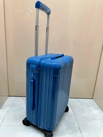 Cabin suitcase plastic