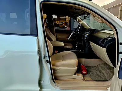 صورة 13 لـ 2023 Toyota PRADO
