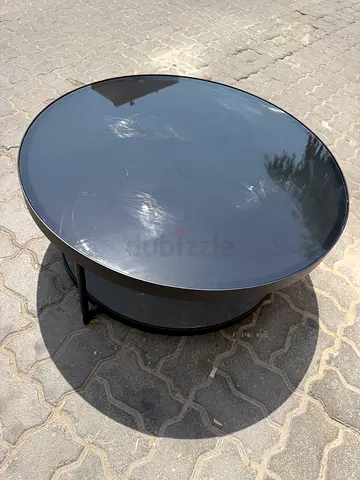Coffee table for sale in Dubai
