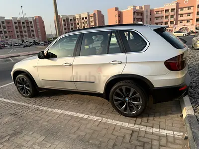 BMW X5 4.8i 2010 | GCC Specs | Well Maintained