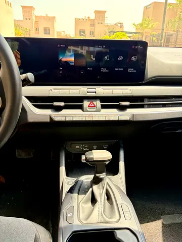 Kia K4 LX, миниатюра 5