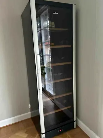 Vestfrost dual temperature wine fridge 197 bottle