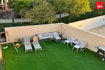 Spacious 4br | Huge Plot | Prime Location
