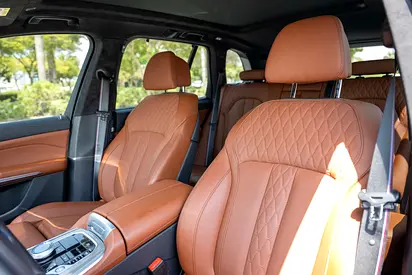 2025 BMW X5 M60i xDrive — zdjęcie 14