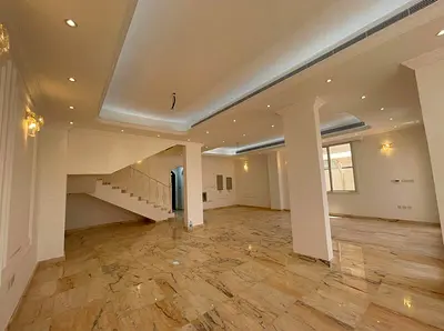 Spacious 5,000 Sq Ft Villa for Rent | 6 Bedrooms, Majlis, Maid’s Room & 4-Car Garage | AED 160,000 Annually