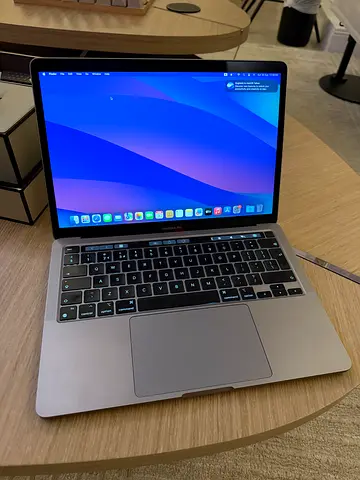 Apple MacBook Pro 13-inch (Silver) - Good Condition M1 8/256 G