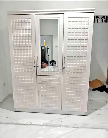 Brand New 3doors wardrobe available