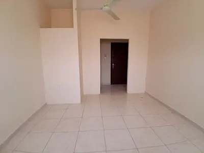 Close To Muweliah Bus Stop 1Bhk With 2 Balcony For Family