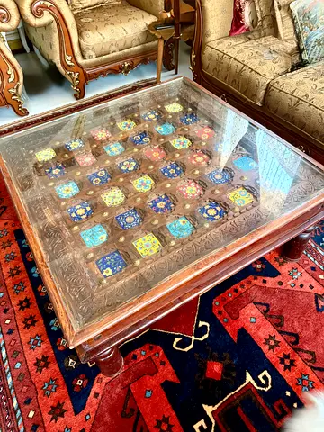 Marina coffee table