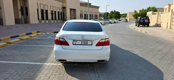 صورة 12 لـ 2012 Lexus LS-SERIES