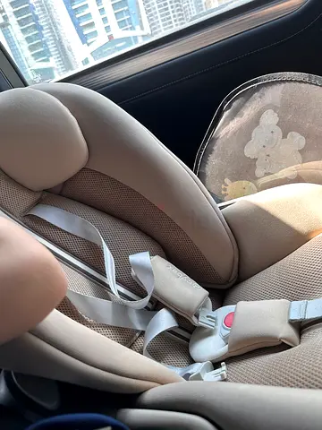 Cybex Gold Cloud G i-Size Infant Car Seat with Base - Almond Beige (Like New)