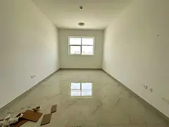 Huge offer 1bhk very big Appartment near to claro coffee and emrites road price 34k
